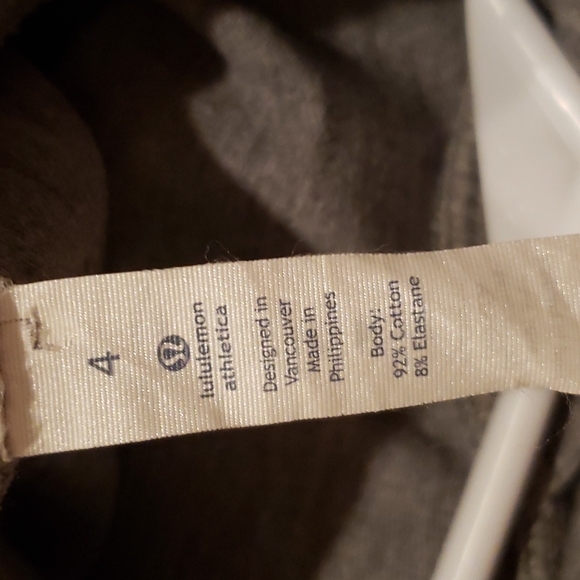 Lululemon hooded top - Picture 4 of 4